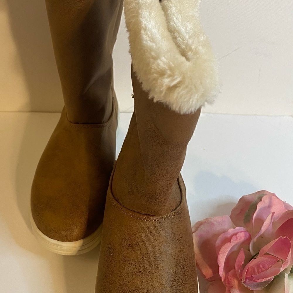 💥Cat & Jack Girl  faux suede shearling Boot -1 - Picture 9 of 11